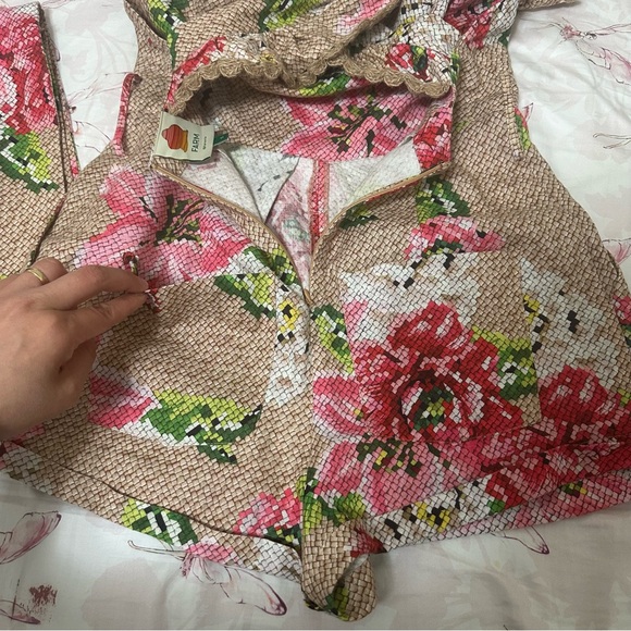 NWOT FARM Rio Womens Floral Open Crossed Back Strap Frills Romper - S - Picture 10 of 16